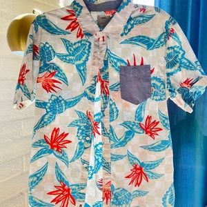 Vans Off The Wall, short sleeve button up. Size Large. Great summer colors!